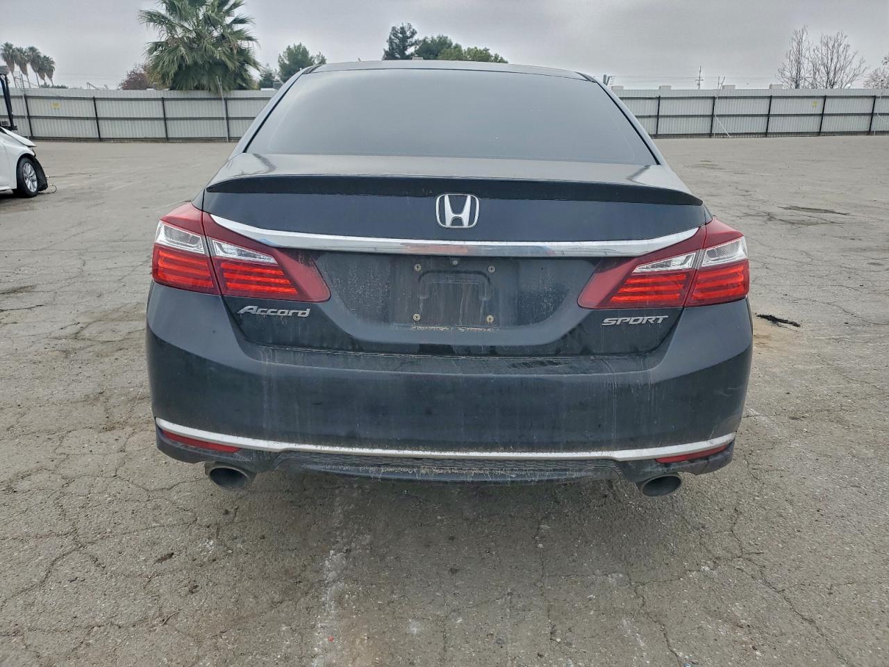2017 HONDA ACCORD