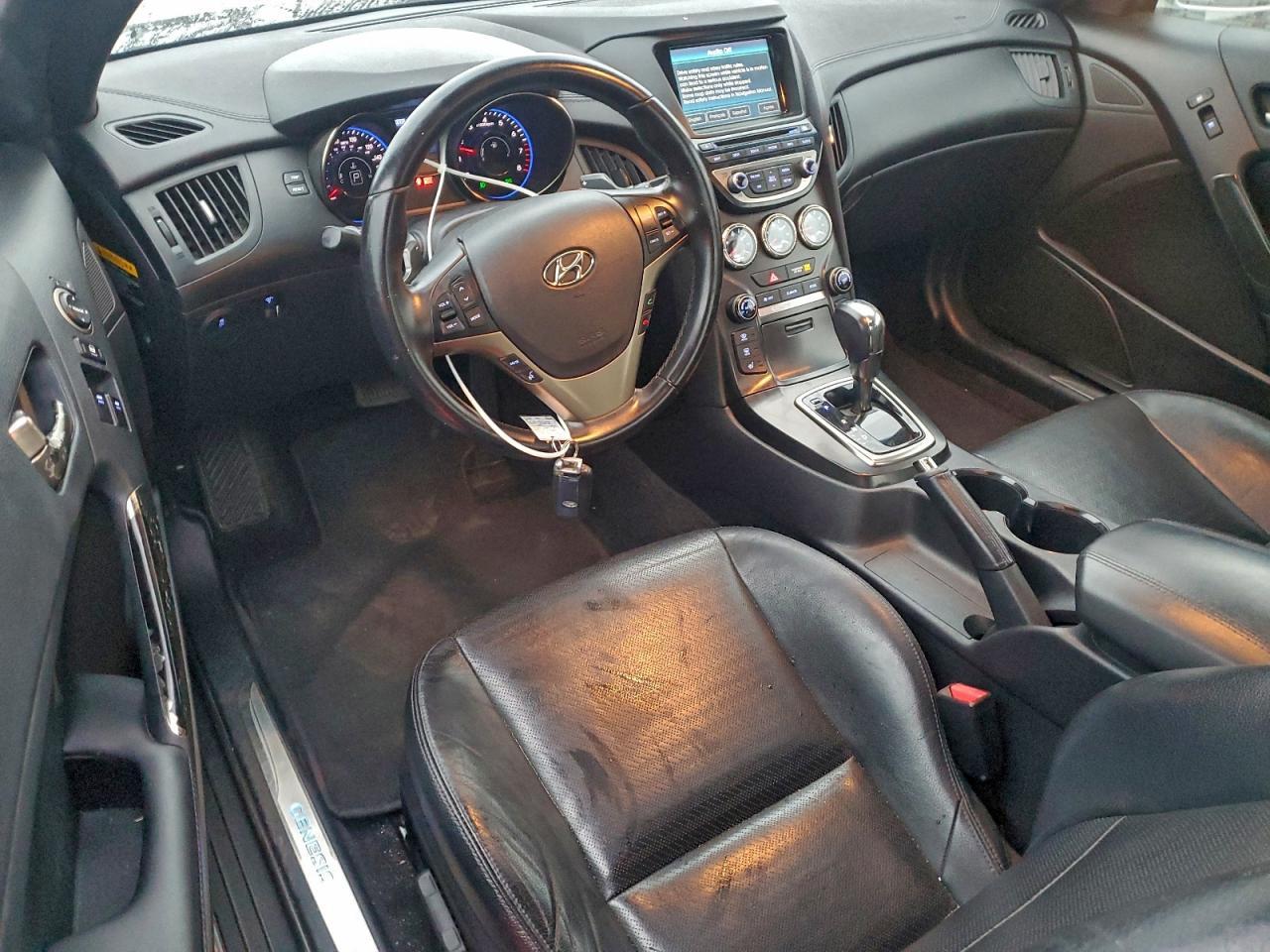 2013 HYUNDAI GENESIS