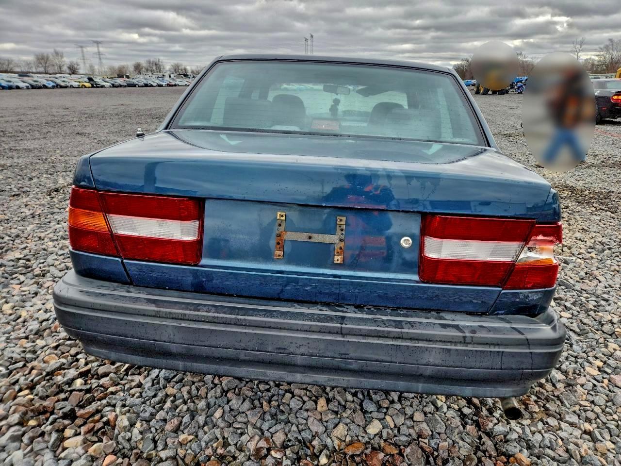 1995 VOLVO 940