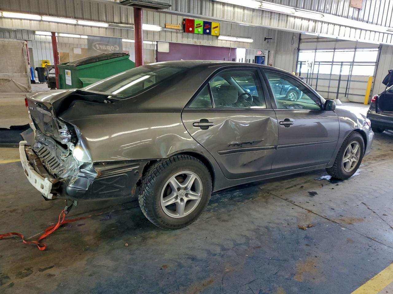2004 TOYOTA CAMRY