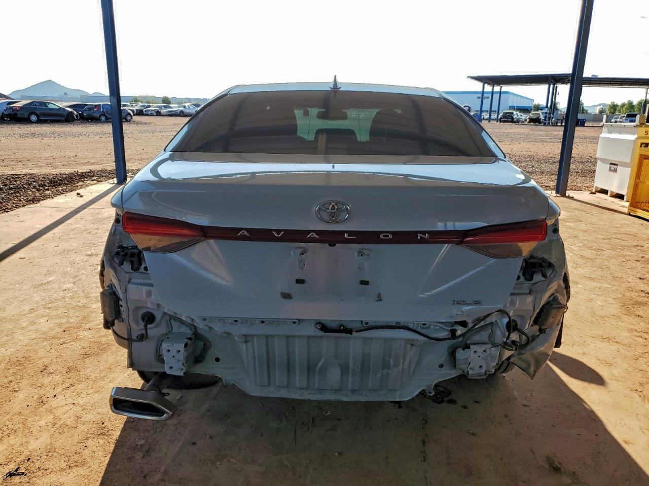 2022 TOYOTA Avalon