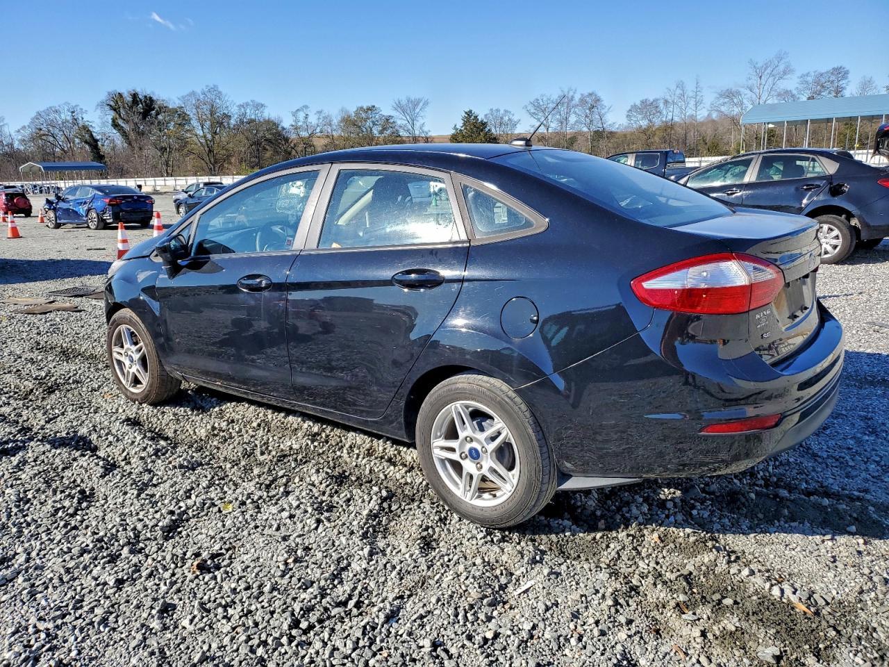 2017 FORD Fiesta