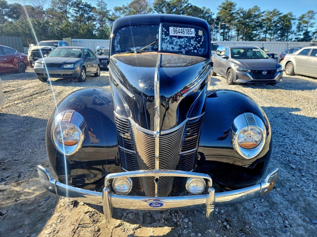 1940 FORD Deluxe