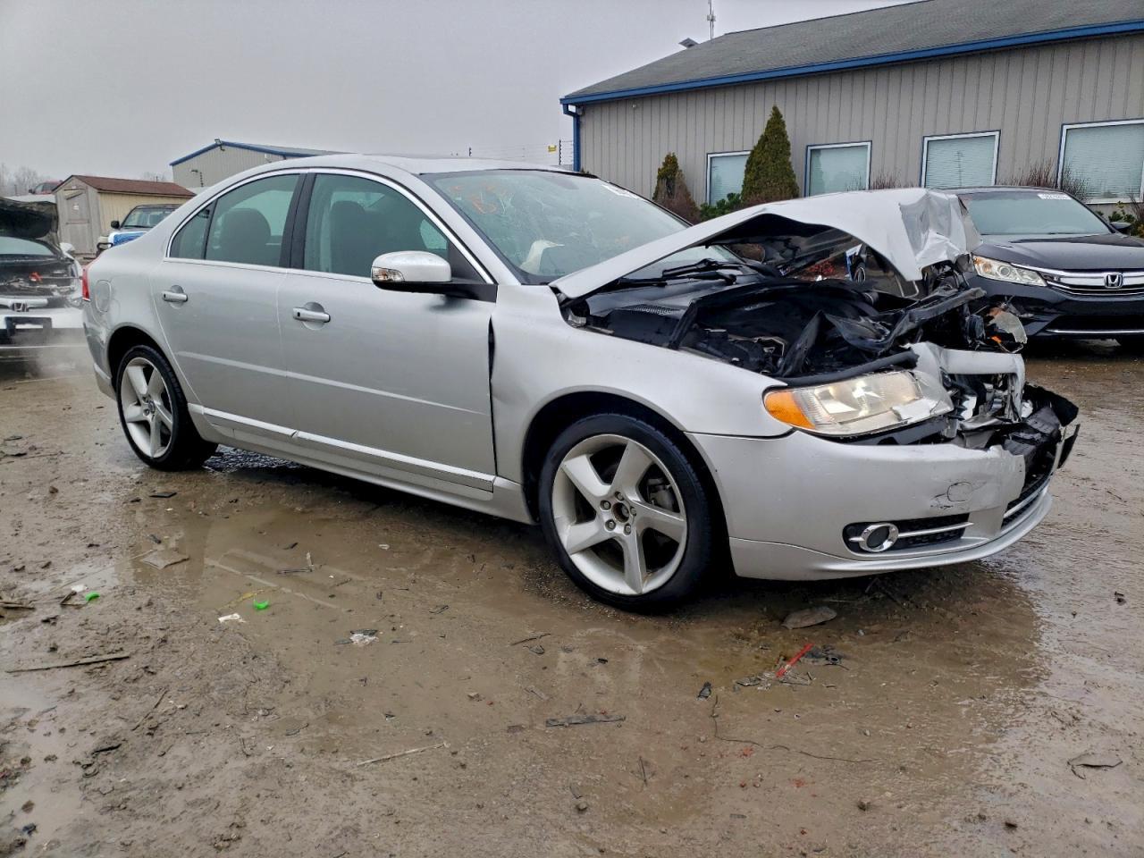 2010 VOLVO S80