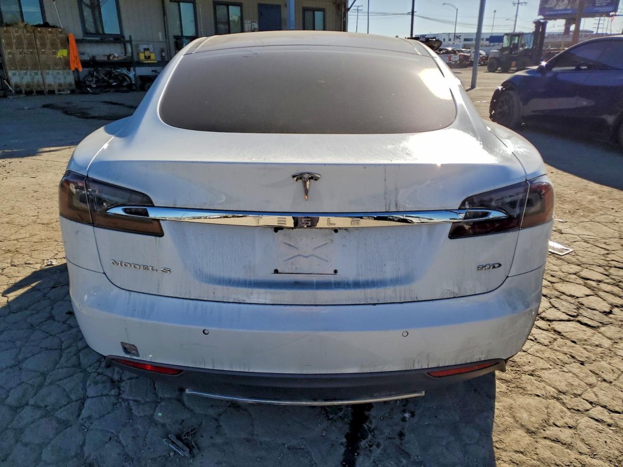 2016 TESLA MODEL S