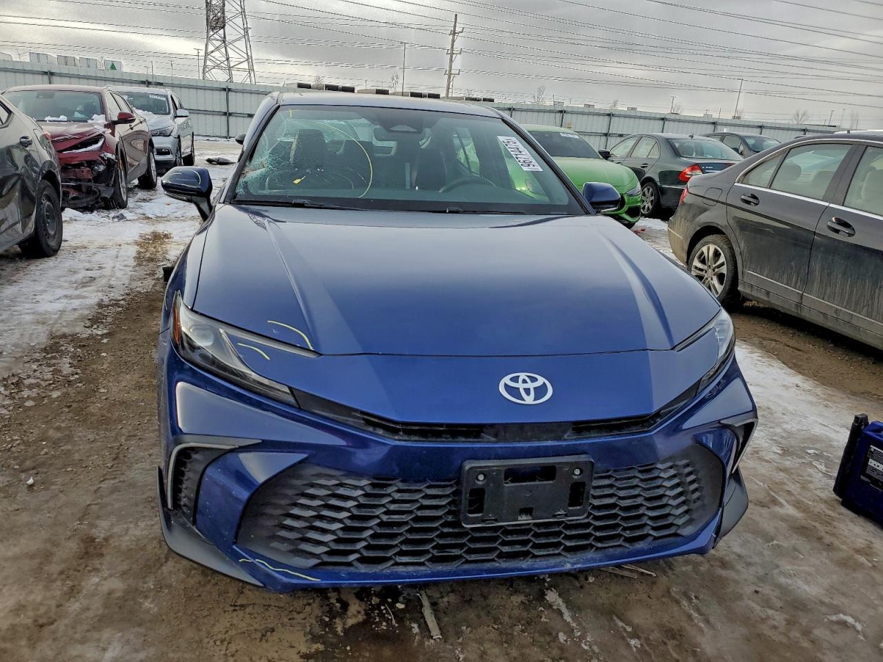 2025 TOYOTA CAMRY