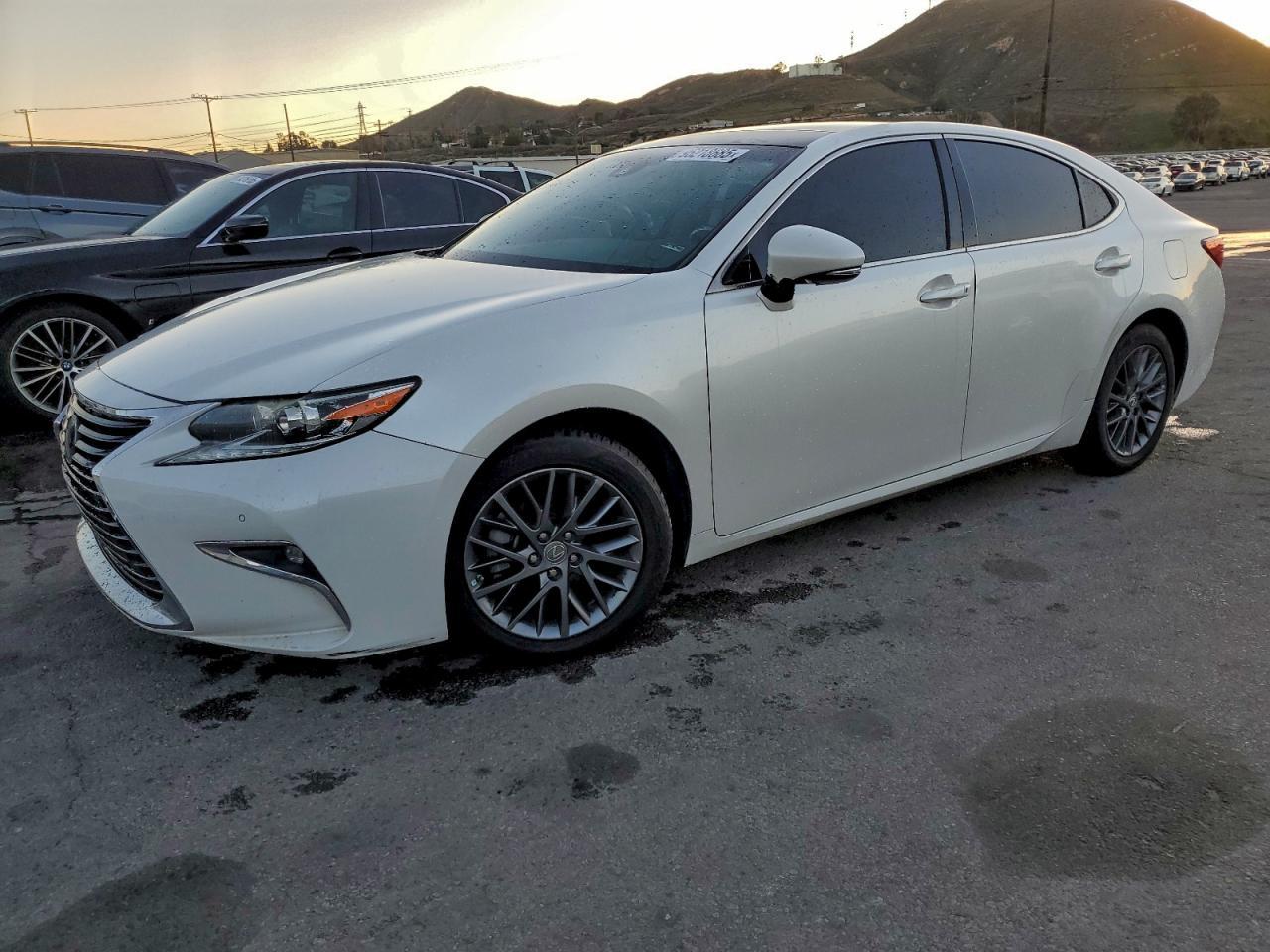 2018 LEXUS ES 350