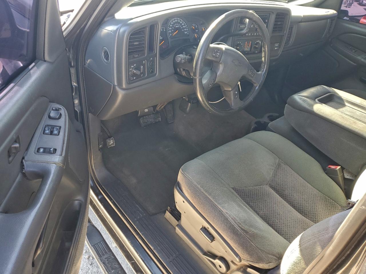 2004 CHEVROLET Silverado 2500