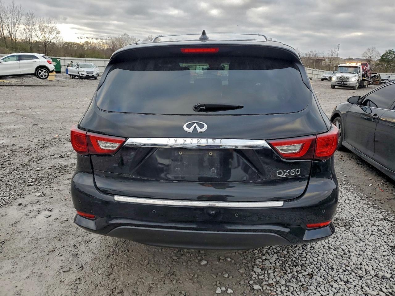 2016 INFINITI QX60