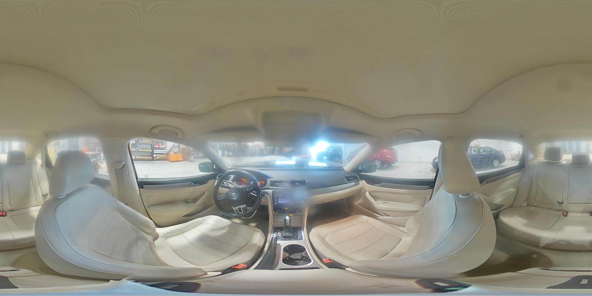 2014 VOLKSWAGEN Passat