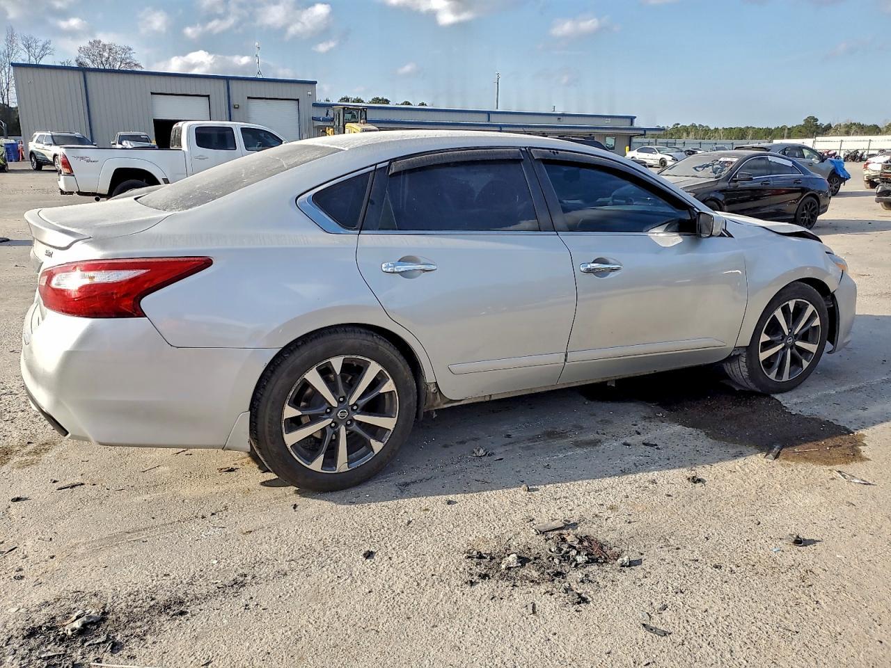 2016 NISSAN ALTIMA