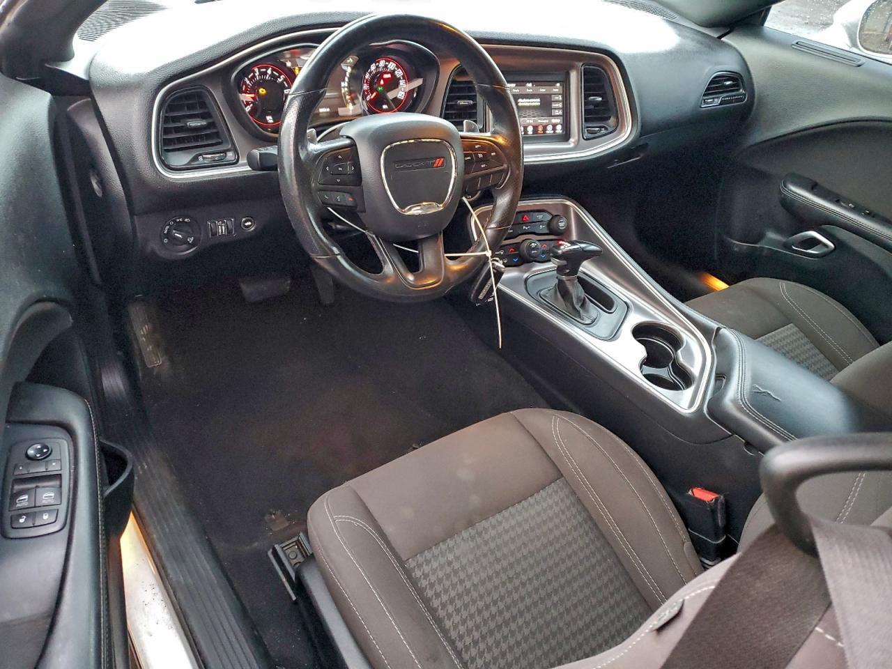 2019 DODGE Challenger