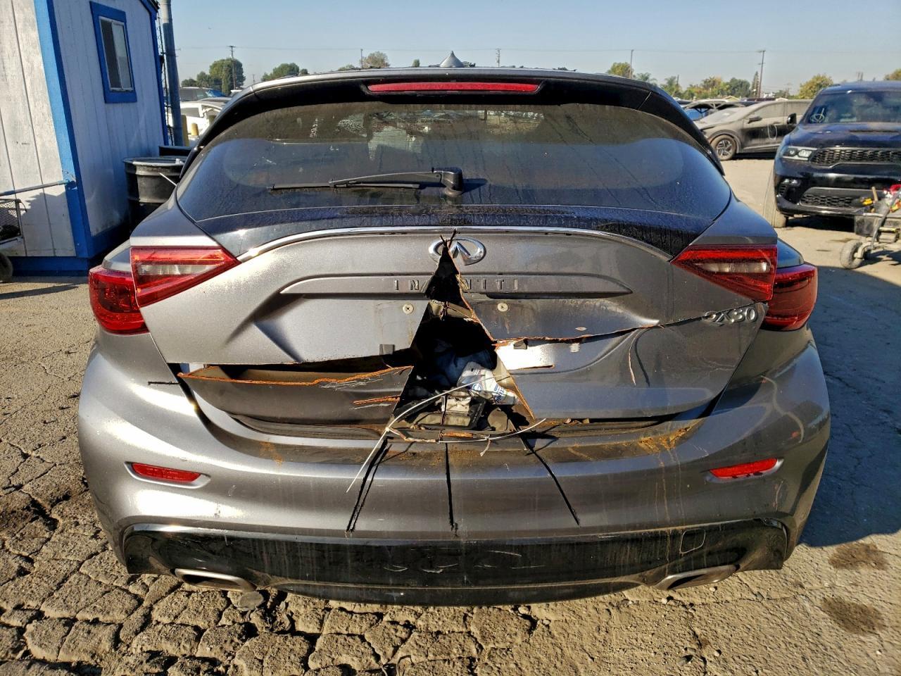 2018 INFINITI QX30