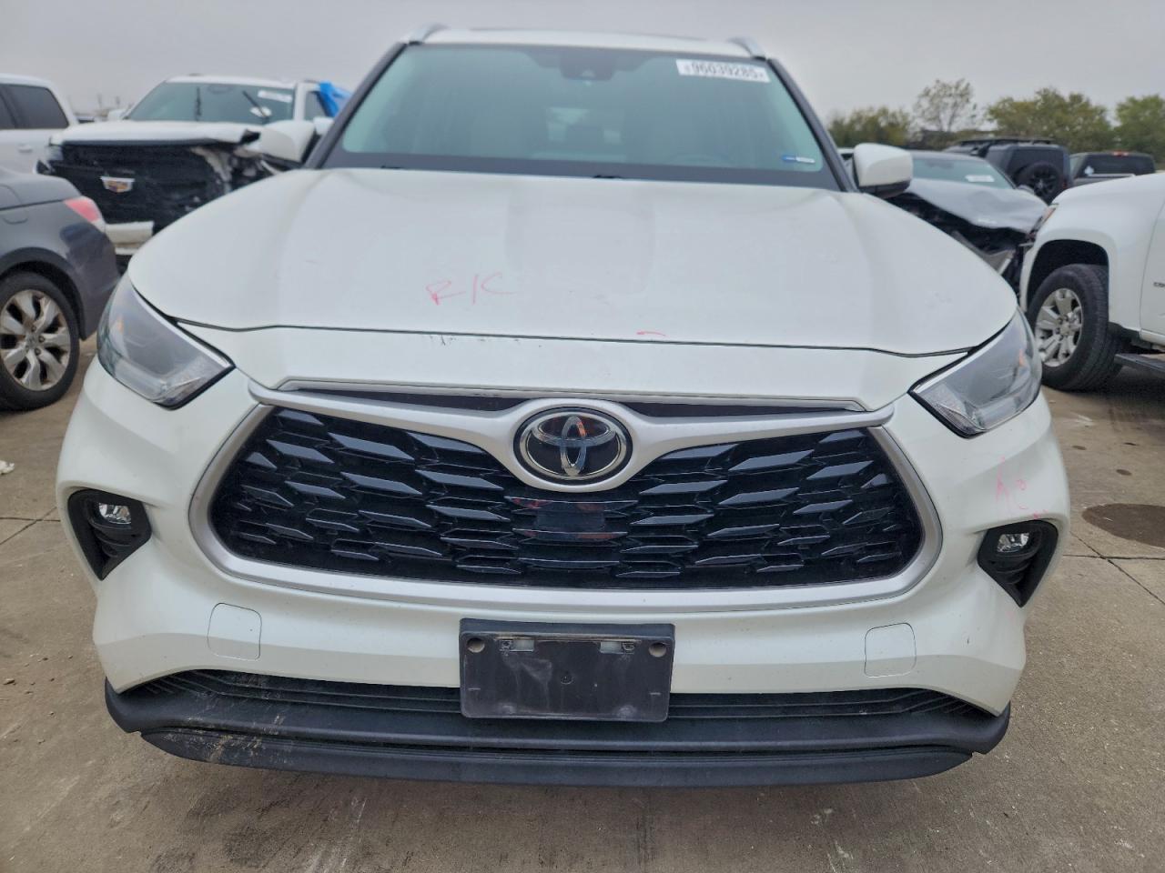 2021 TOYOTA HIGHLANDER