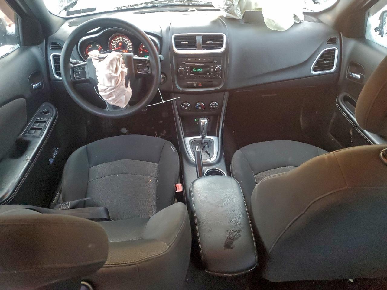 2014 DODGE Avenger
