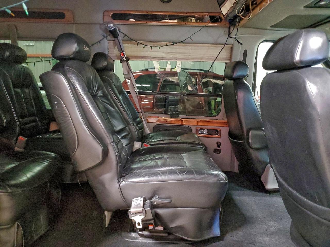 2006 FORD ECONOLINE