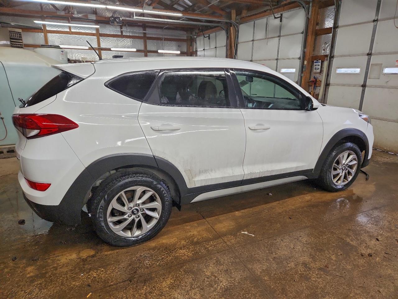 2017 HYUNDAI TUCSON