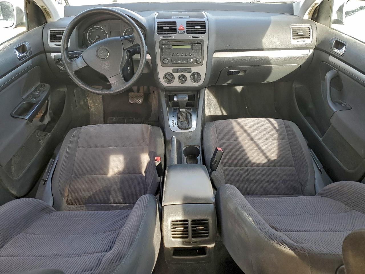 2005 VOLKSWAGEN JETTA