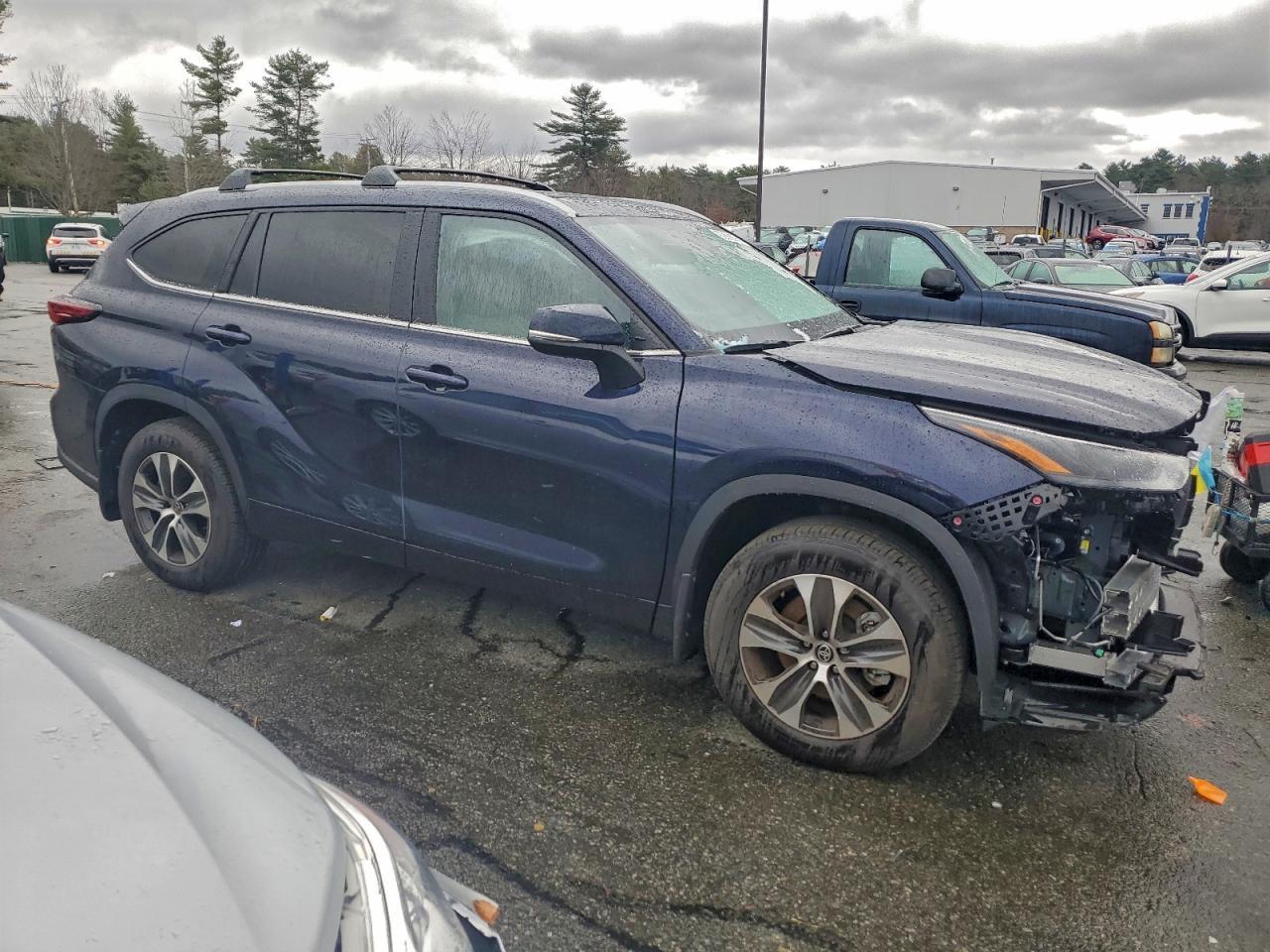 2025 TOYOTA HIGHLANDER