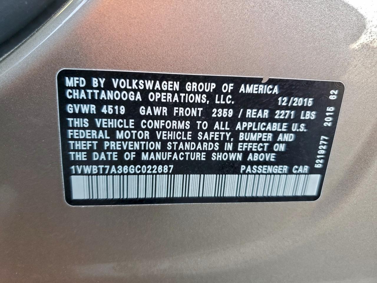 2016 VOLKSWAGEN Passat