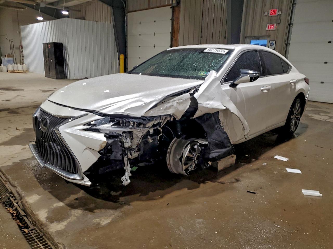2019 LEXUS ES 350