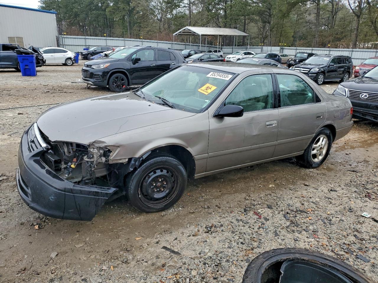 2001 TOYOTA CAMRY