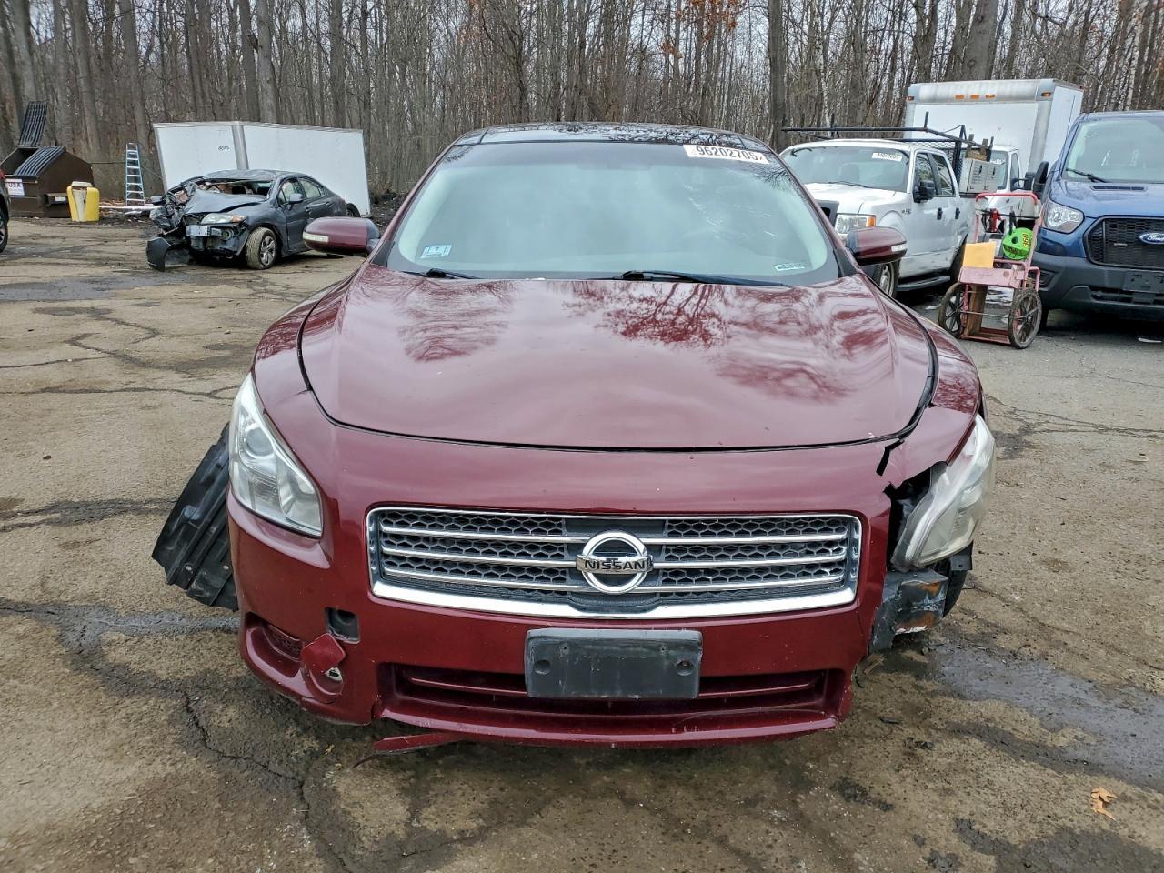 2011 NISSAN Maxima
