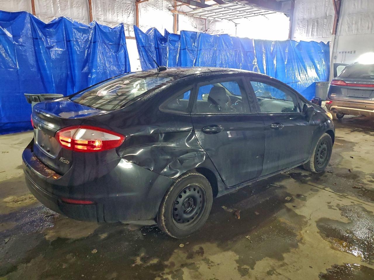 2016 FORD Fiesta