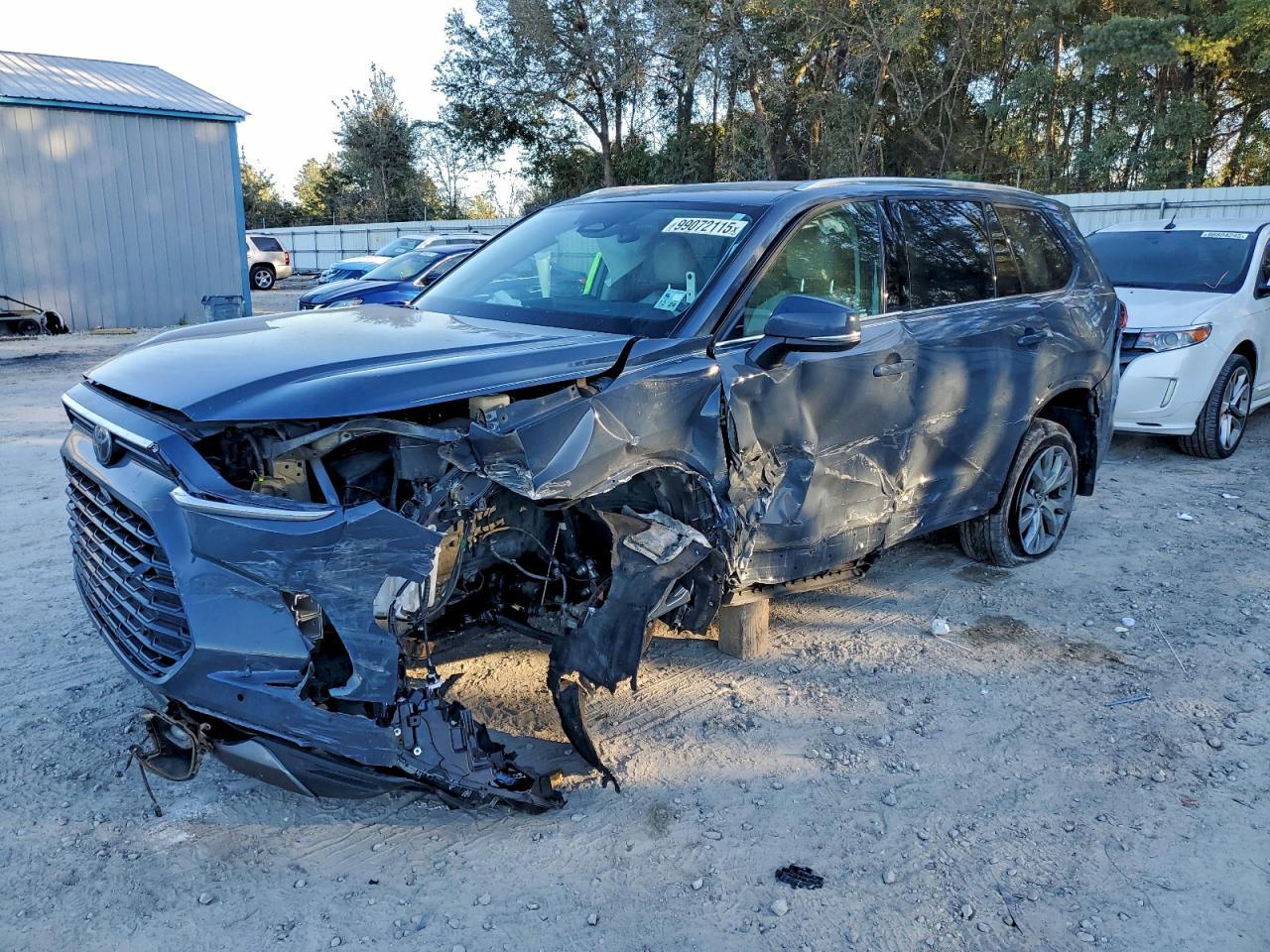 2024 TOYOTA HIGHLANDER