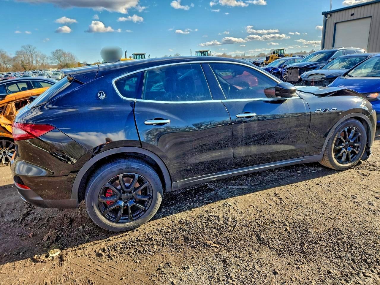 2017 MASERATI Levante