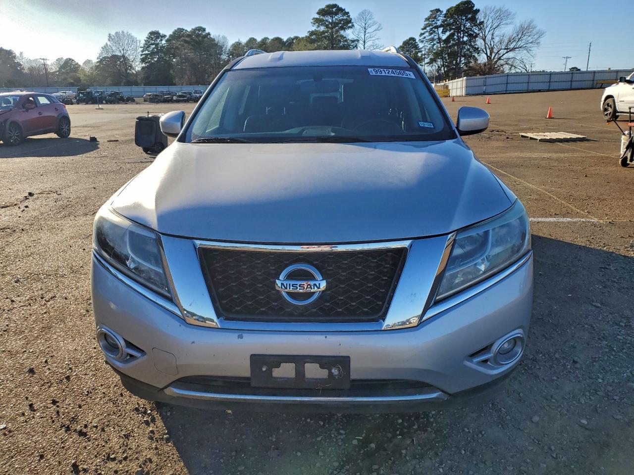 2015 NISSAN PATHFINDER