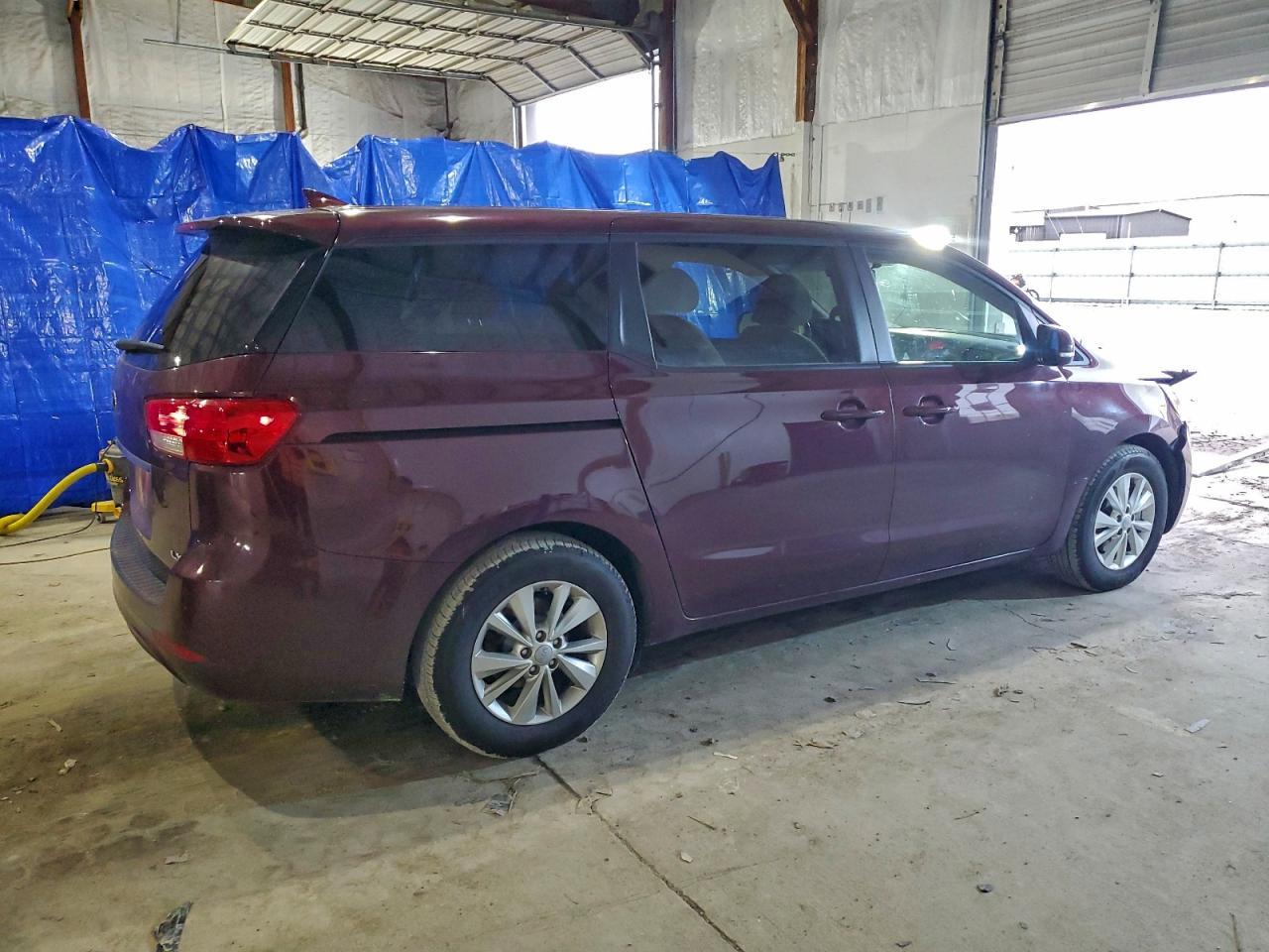 2017 KIA SEDONA