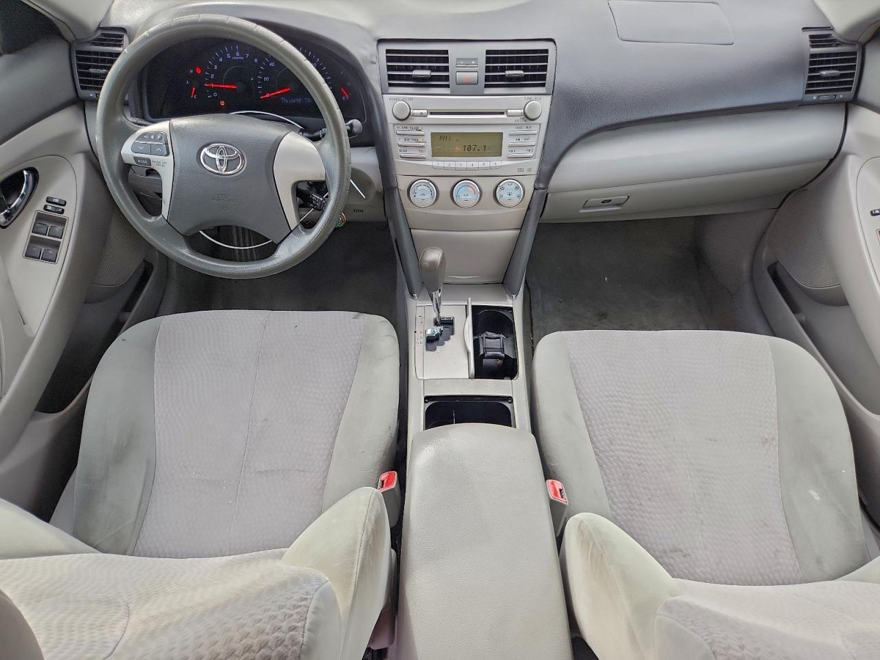2010 TOYOTA CAMRY