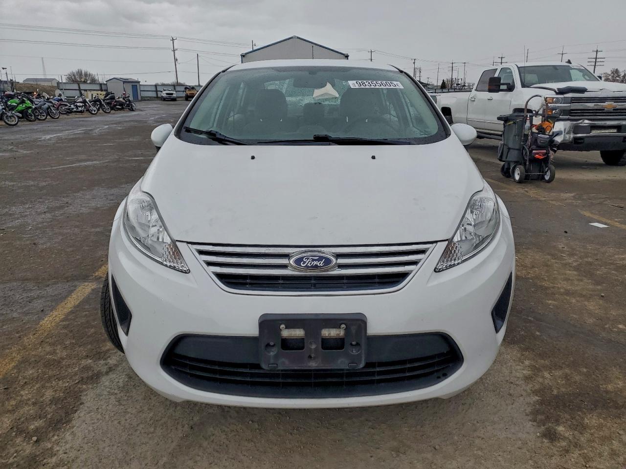 2013 FORD Fiesta