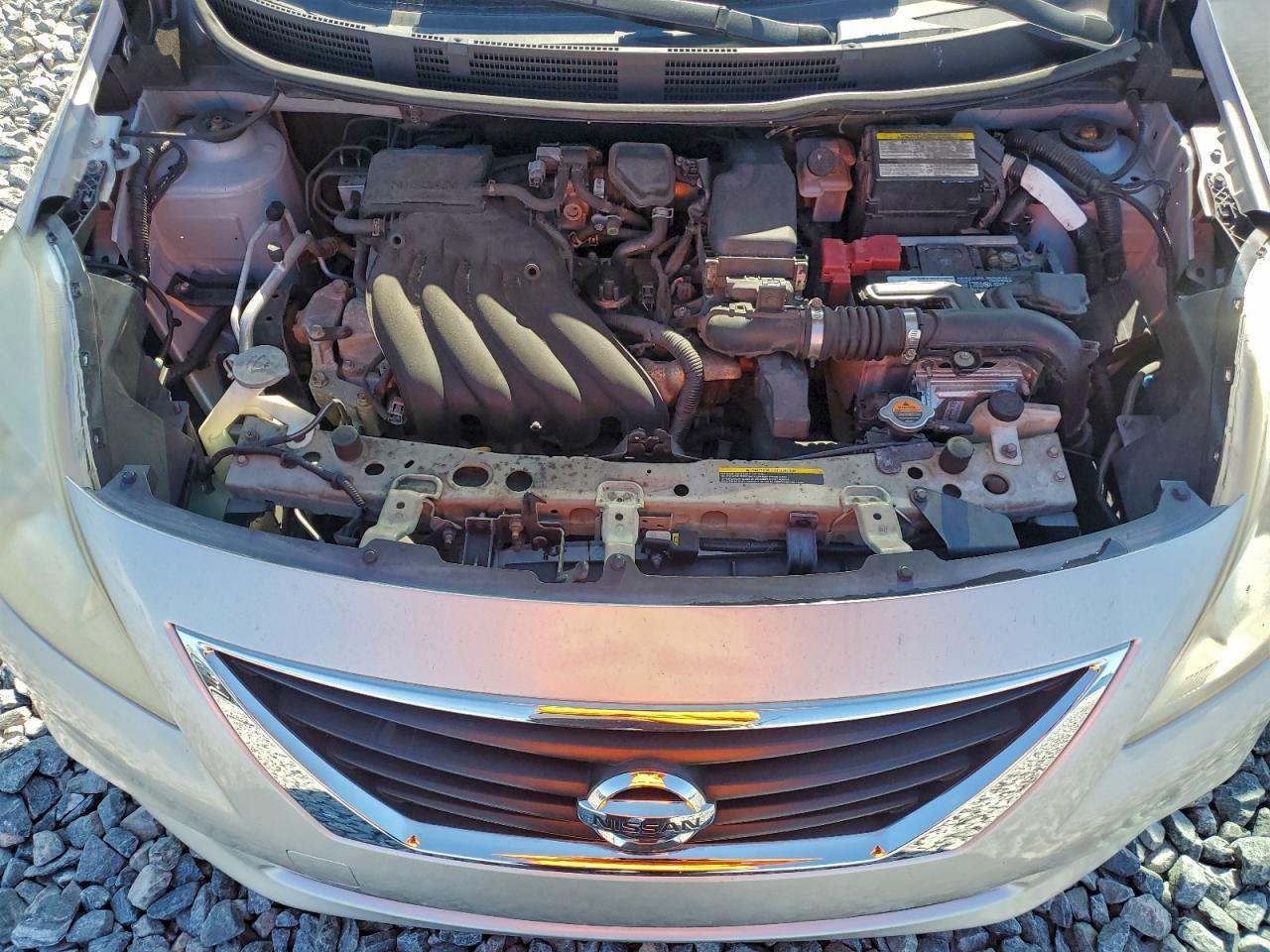 2013 NISSAN VERSA