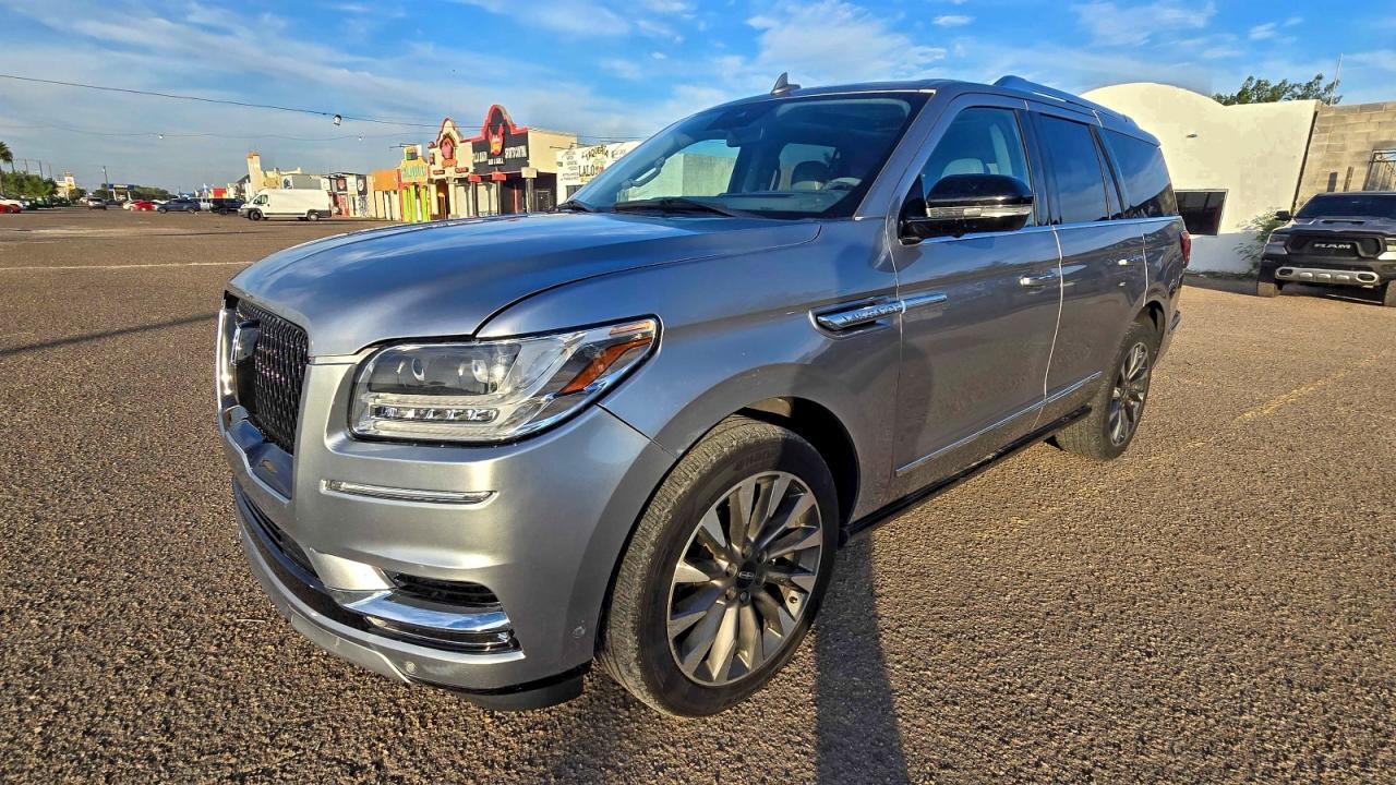 2021 LINCOLN Navigator