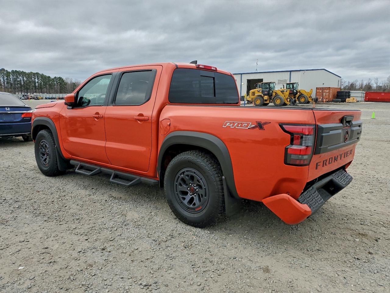 2025 NISSAN Frontier