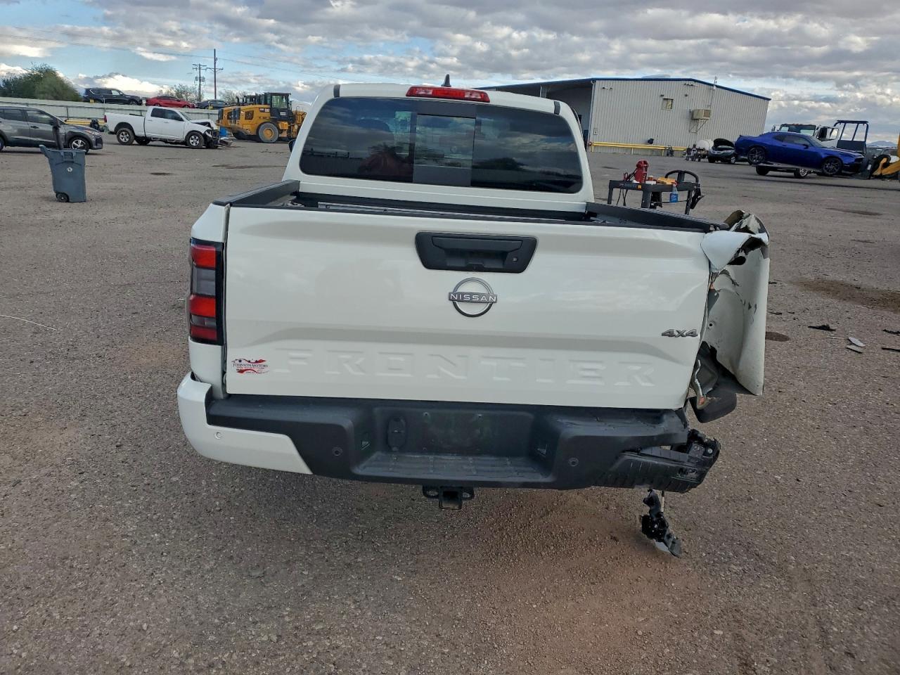 2025 NISSAN Frontier