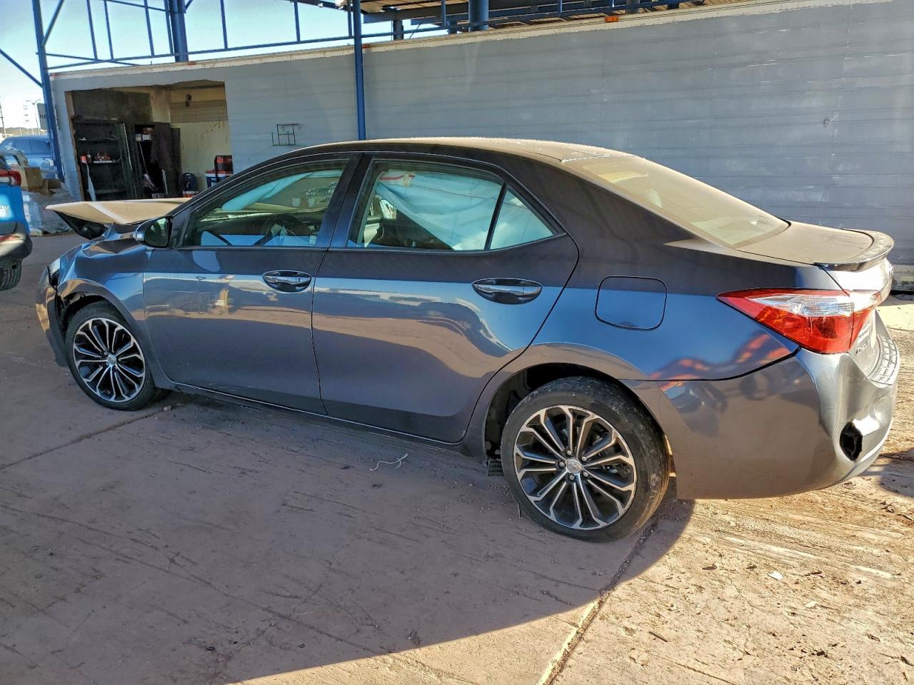 2015 TOYOTA COROLLA