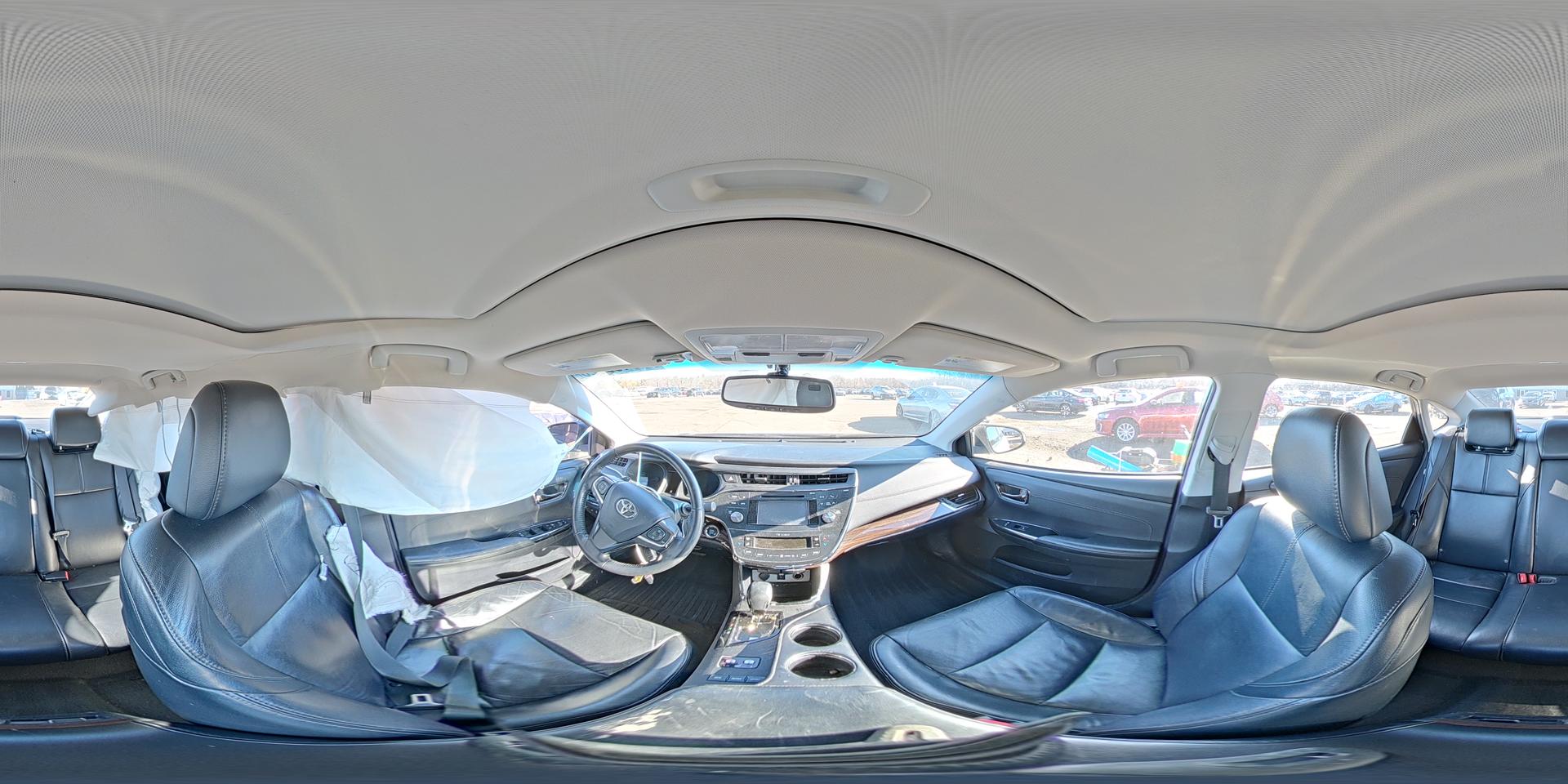2015 TOYOTA Avalon