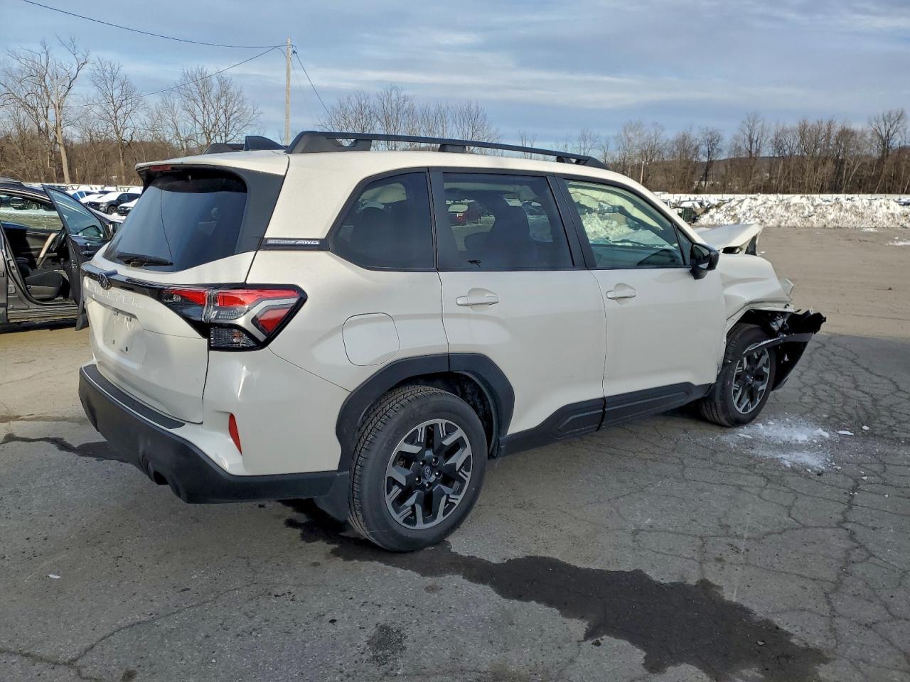 2025 SUBARU FORESTER