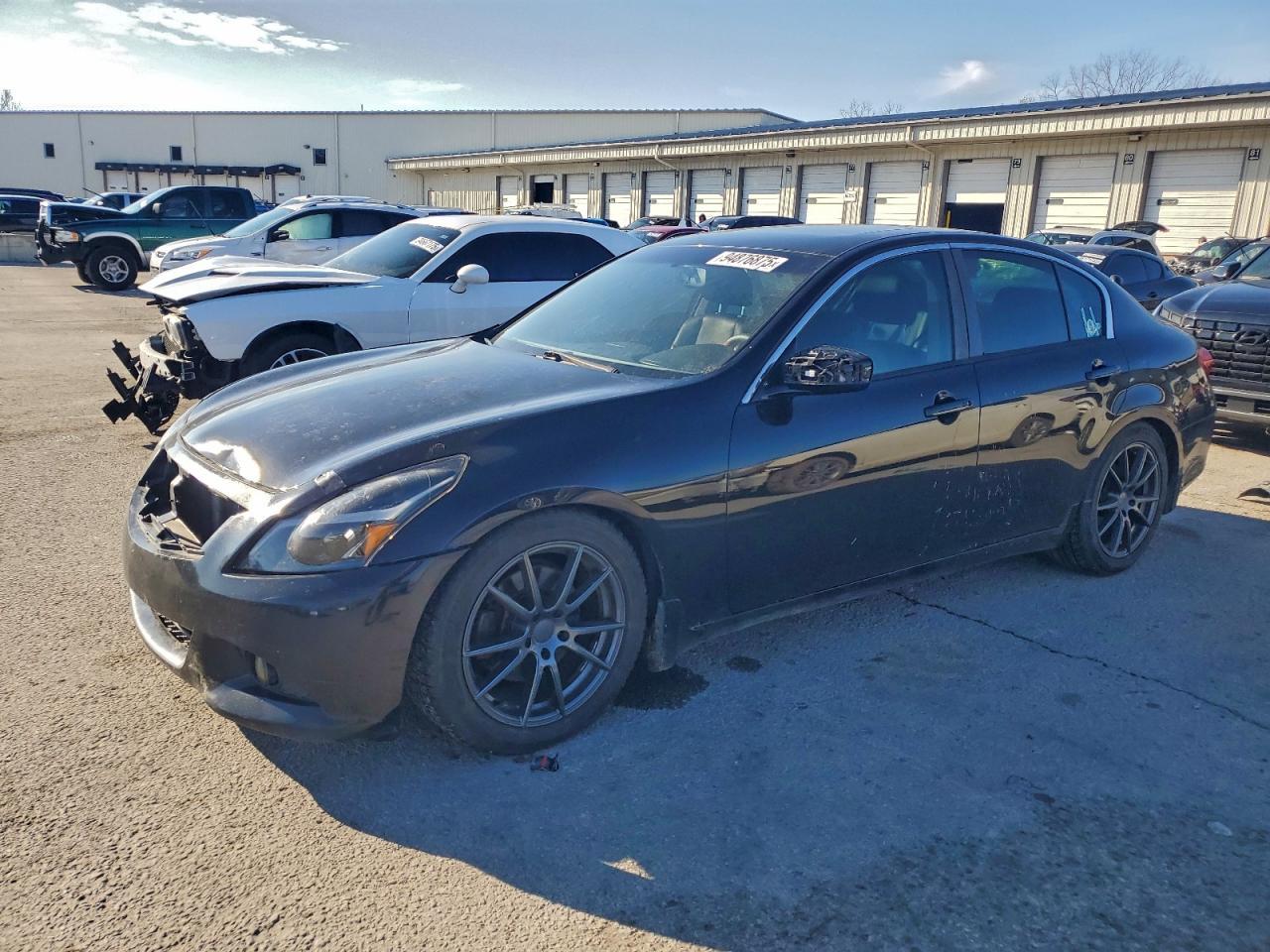 2012 INFINITI G37