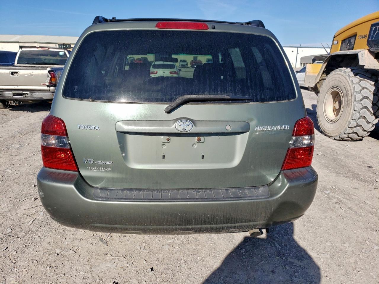 2004 TOYOTA HIGHLANDER