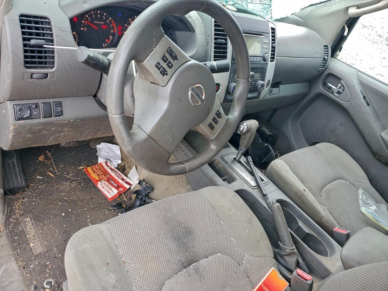 2014 NISSAN Frontier
