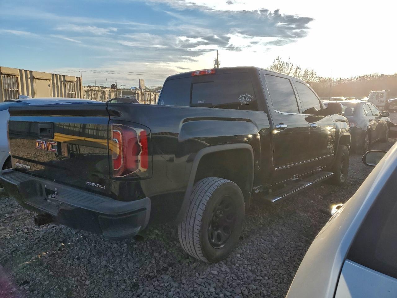 2017 GMC Sierra