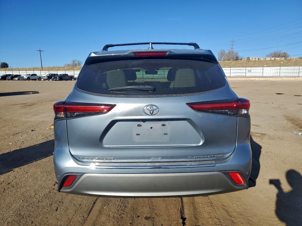 2022 TOYOTA HIGHLANDER