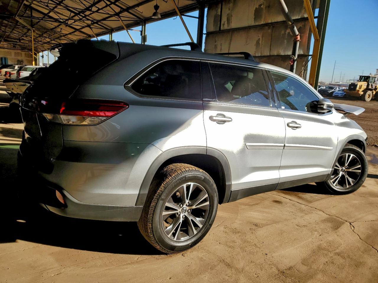 2019 TOYOTA HIGHLANDER