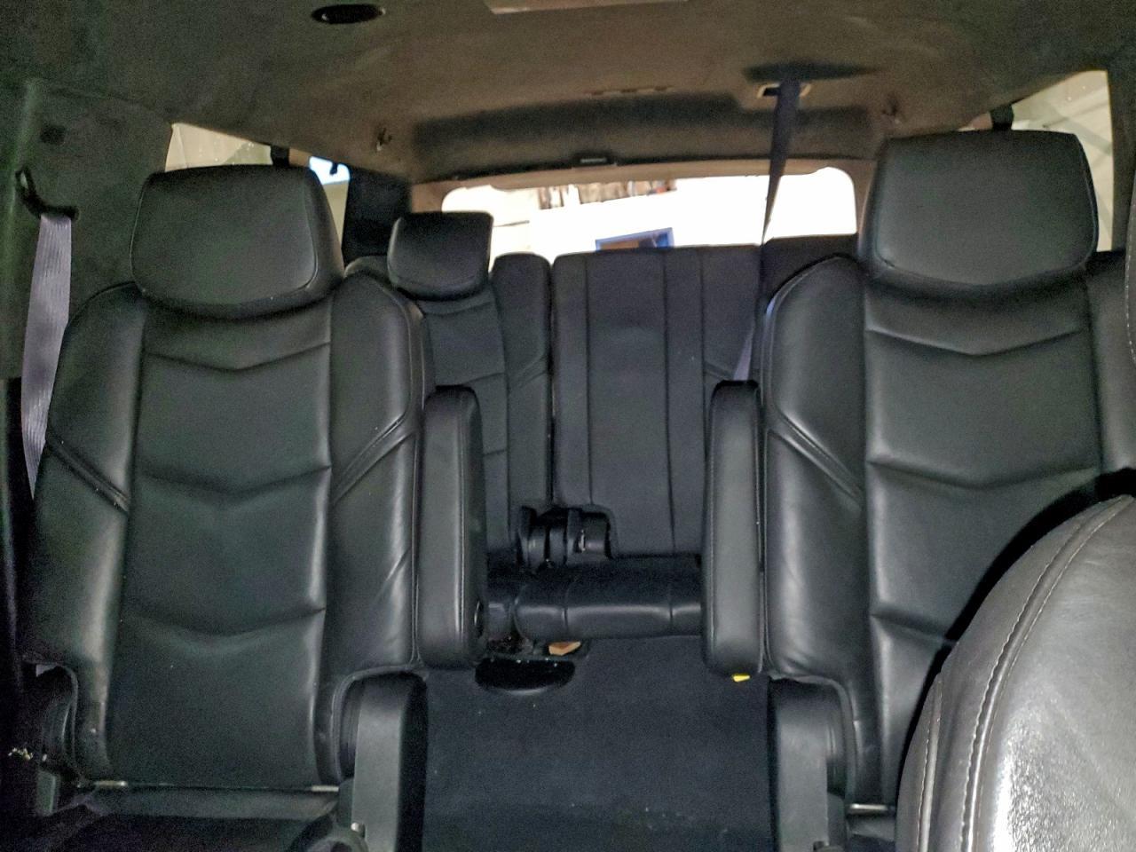 2016 CADILLAC Escalade ESV