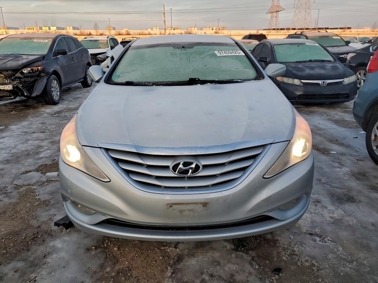 2013 HYUNDAI SONATA