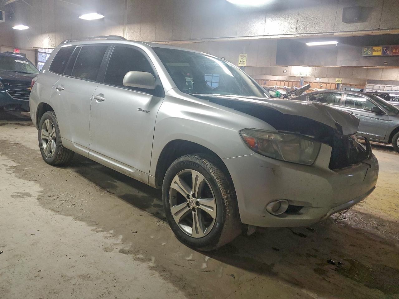 2010 TOYOTA HIGHLANDER